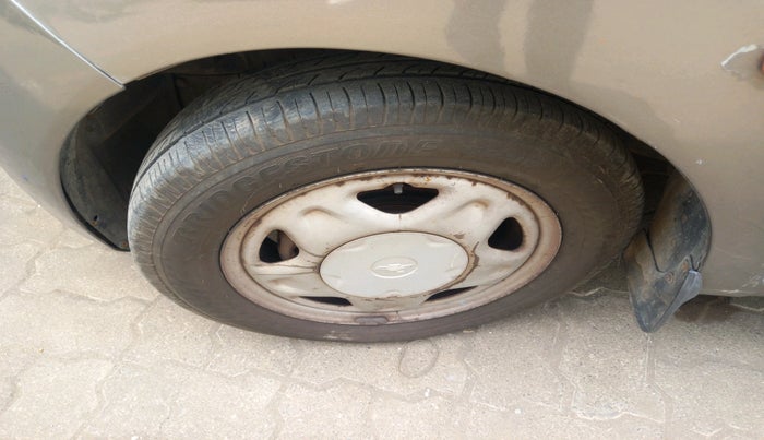 2011 Chevrolet Beat LS PETROL, Petrol, Manual, 20,193 km, tyre