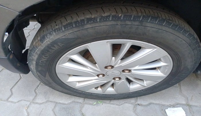 2015 Maruti Swift Dzire VDI, Diesel, Manual, 1,22,339 km, tyre