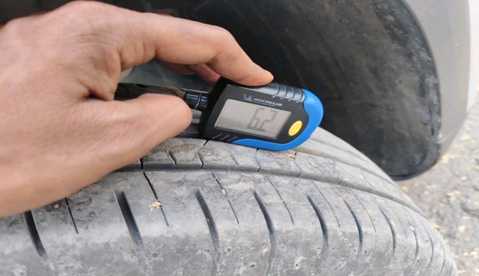 2022 KIA SELTOS HTK PLUS 1.5, Petrol, Manual, 44,600 km, tyre