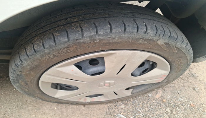 2012 Maruti Wagon R 1.0 VXI, Petrol, Manual, 75,524 km, tyre