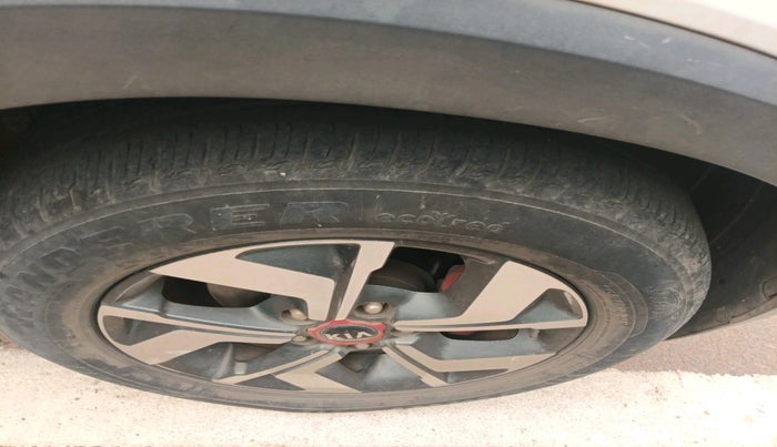 2021 KIA SONET GTX PLUS 1.0 DCT, Petrol, Automatic, 82,665 km, tyre