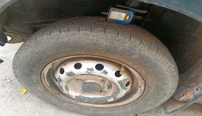 2012 Maruti Alto LXI CNG, CNG, Manual, 83,769 km, tyre