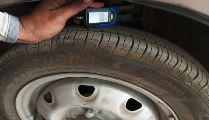 2011 Maruti Zen Estilo LXI, Petrol, Manual, 27,261 km, tyre