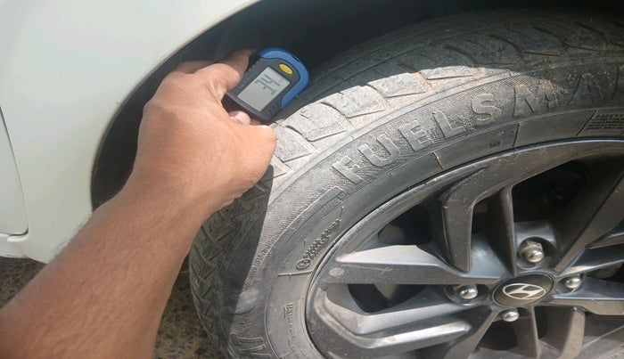 2020 Hyundai GRAND I10 NIOS SPORTZ 1.2 KAPPA VTVT CNG, CNG, Manual, 62,319 km, tyre