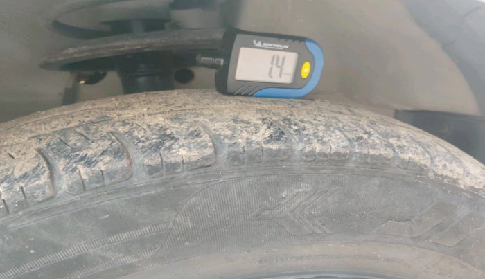 2011 Maruti Ritz VXI, Petrol, Manual, 83,569 km, tyre