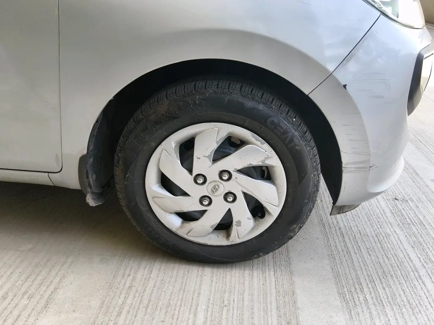 2018 Hyundai NEW SANTRO SPORTZ AMT, Petrol, Automatic, 72,486 km, tyre