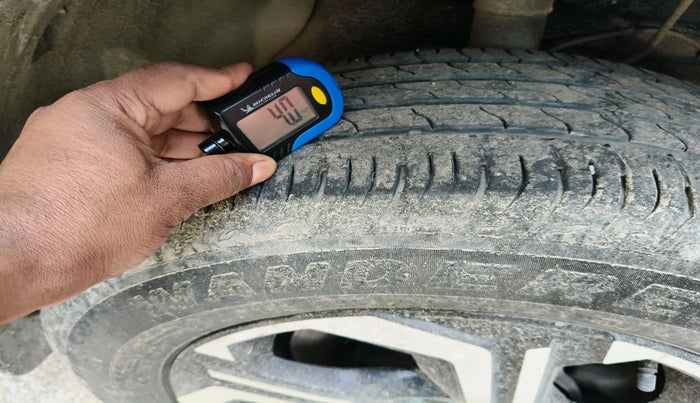 2023 Maruti BREZZA LXI S- CNG, CNG, Manual, 59,012 km, tyre