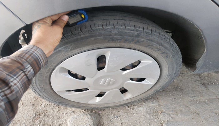 2014 Maruti Celerio VXI, Petrol, Manual, 1,10,313 km, tyre