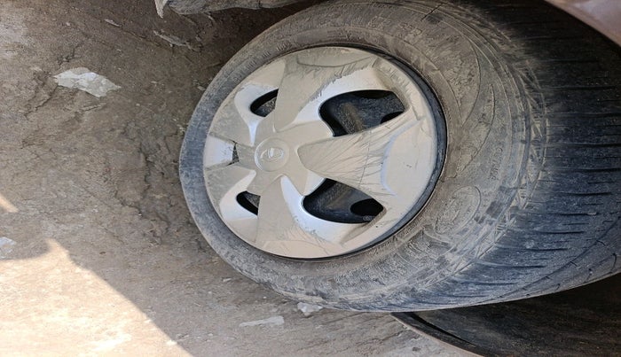 2018 Tata Tiago XT PETROL, Petrol, Manual, 87,838 km, tyre