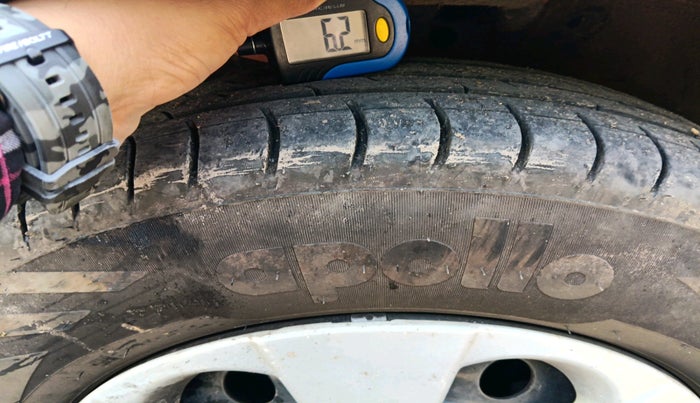 2015 Maruti Ritz VDI, Diesel, Manual, 1,11,058 km, tyre