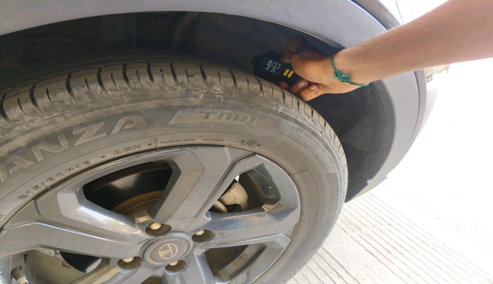 2022 Tata NEXON XZ PLUS PETROL DARK EDITION, Petrol, Manual, 18,622 km, tyre