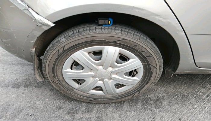 2011 Skoda Fabia AMBIENTE 1.2 TDI, Diesel, Manual, 76,059 km, tyre