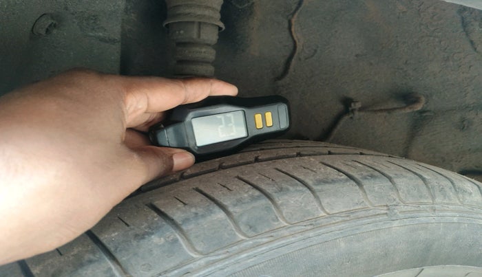 2022 Tata PUNCH CREATIVE  MT, Petrol, Manual, 88,785 km, tyre