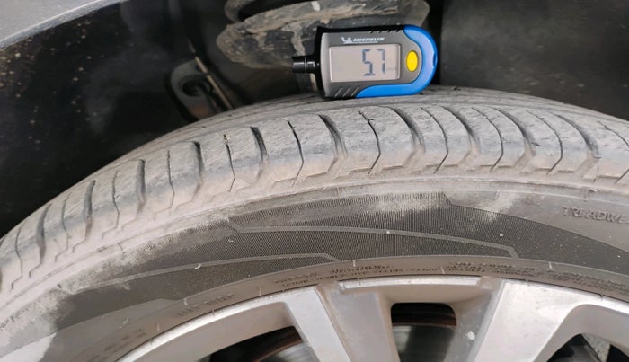 2023 Skoda SLAVIA STYLE 1.0L TSI MT, Petrol, Manual, 19,723 km, tyre