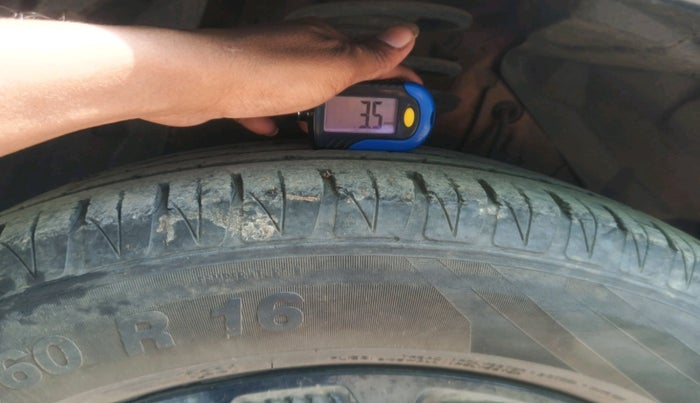 2021 Maruti Vitara Brezza ZXI, Petrol, Manual, 44,265 km, tyre