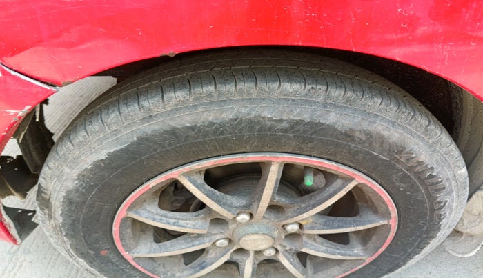 2010 Hyundai i10 SPORTZ 1.2, Petrol, Manual, 1,09,036 km, tyre