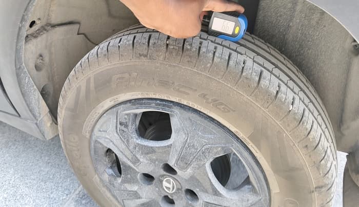 2023 Tata PUNCH ACCOMPLISHED AMT, Petrol, Automatic, 14,598 km, tyre
