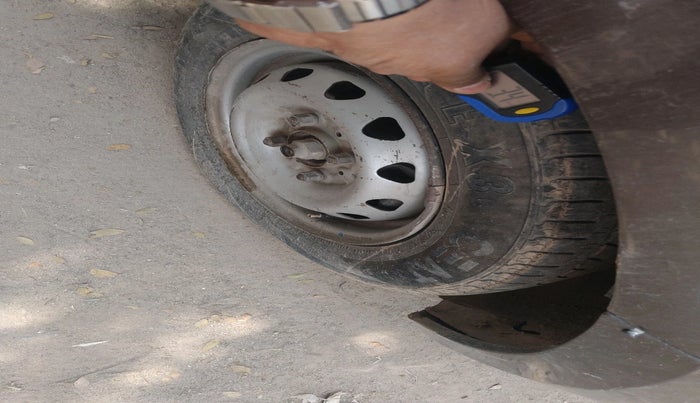 2018 Tata Tiago XM PETROL, Petrol, Manual, 80,100 km, tyre