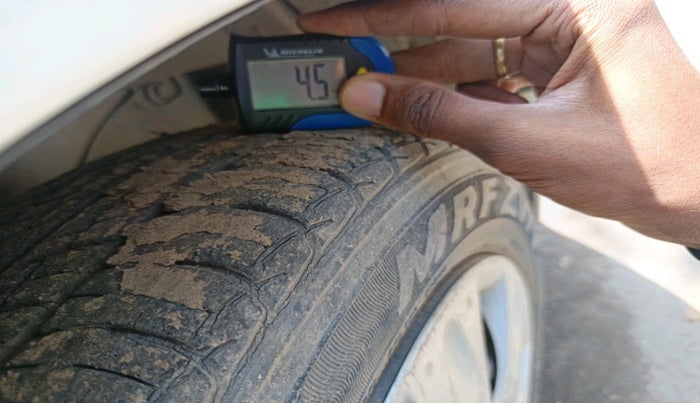 2014 Honda Amaze 1.2L I-VTEC S, Petrol, Manual, 19,166 km, tyre