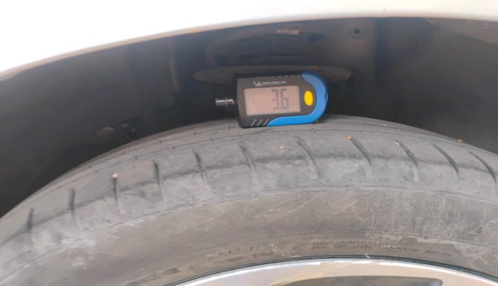 2023 Toyota Glanza V AMT, Petrol, Automatic, 65,796 km, tyre