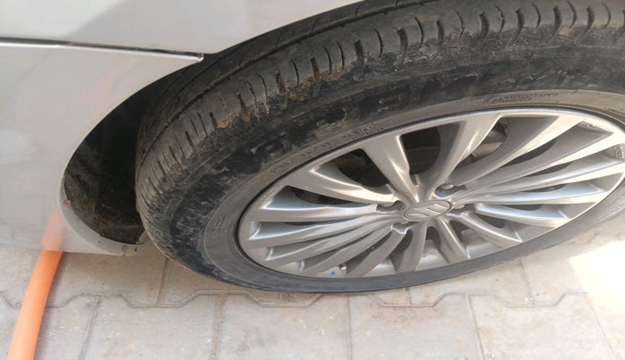 2017 Maruti Ciaz ALPHA DIESEL 1.3, Diesel, Manual, 97,836 km, tyre