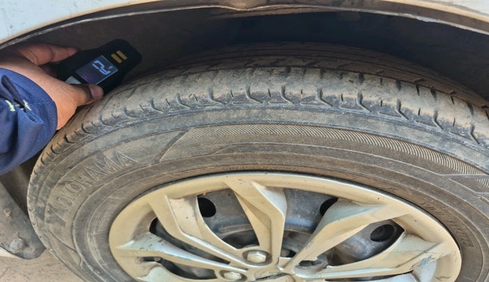 2015 Maruti Swift Dzire TOUR DIESEL, Diesel, Manual, 1,02,086 km, tyre