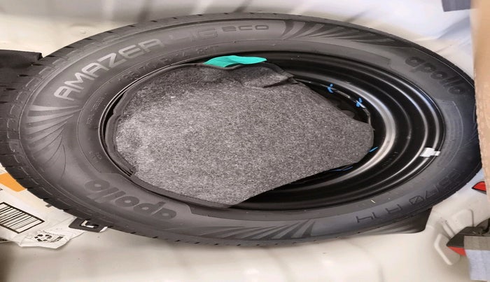 2022 Hyundai GRAND I10 NIOS SPORTZ AMT 1.2 KAPPA VTVT, Petrol, Automatic, 11,337 km, tyre