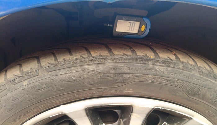 2012 Ford Figo ZXI 1.4 DIESEL, Diesel, Manual, 1,02,880 km, tyre