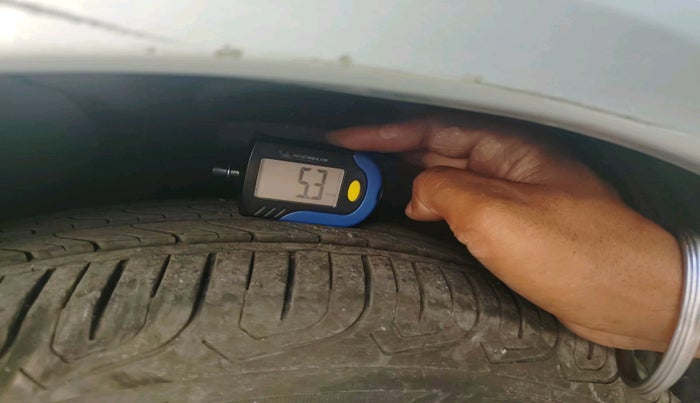 2014 Ford Figo ZXI 1.2 PETROL, Petrol, Manual, 70,793 km, tyre