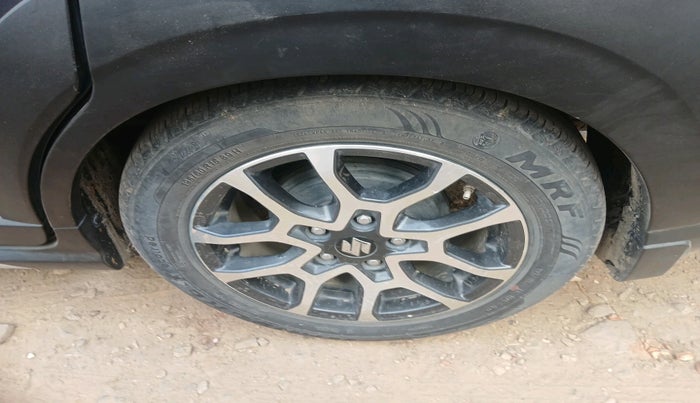 2022 Maruti XL6 ALPHA PLUS AT, Petrol, Automatic, 38,104 km, tyre