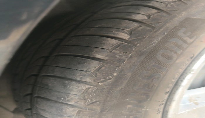 2016 Skoda Rapid AMBITION 1.5 TDI, Diesel, Manual, 2,45,590 km, tyre