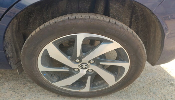 2024 Toyota Glanza G AMT, Petrol, Automatic, 6,379 km, tyre