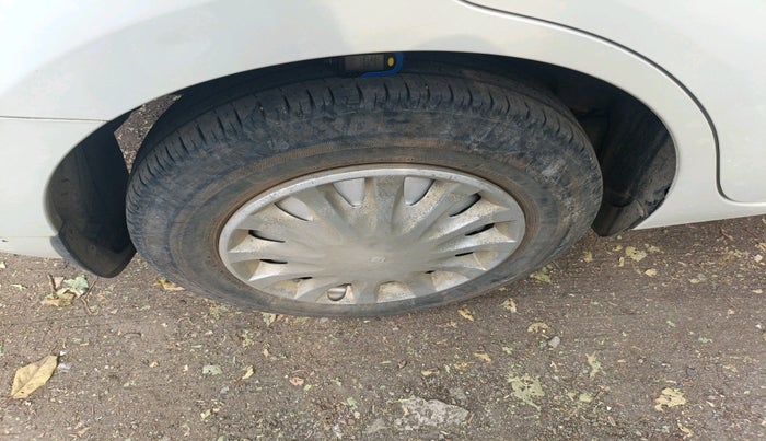 2019 Maruti Dzire LXI, Petrol, Manual, 30,185 km, tyre