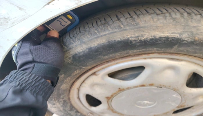 2012 Chevrolet Beat LT DIESEL, Diesel, Manual, 1,35,722 km, tyre