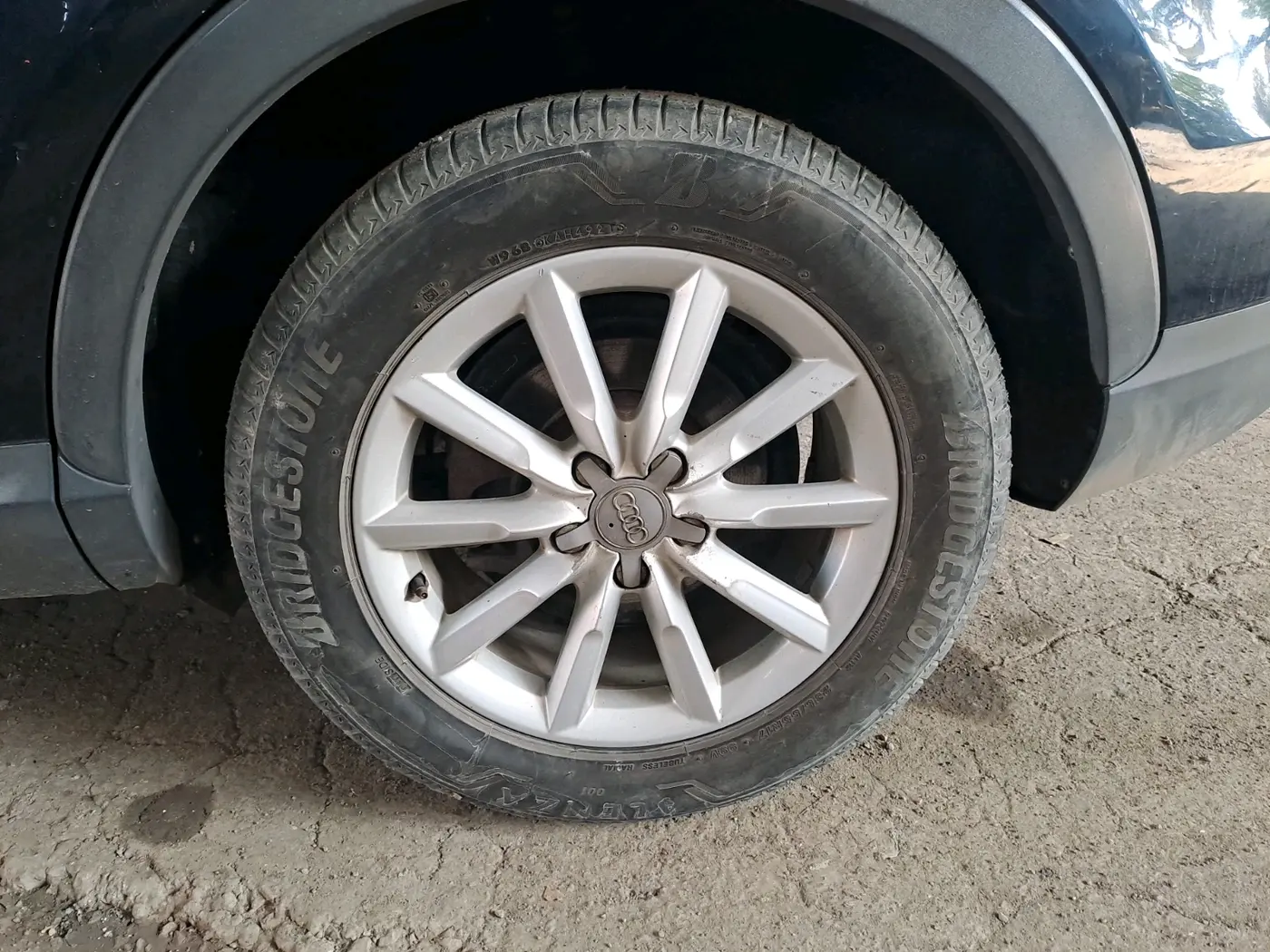 2012 Audi Q3 2.0 TDI QUATTRO, Diesel, Automatic, 1,08,209 km, tyre