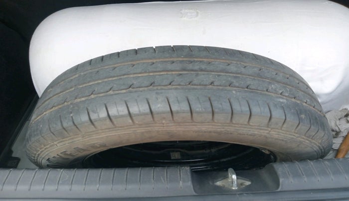 2014 Hyundai Elite i20 SPORTZ 1.2, CNG, Manual, 98,286 km, tyre