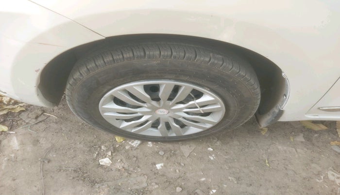 2020 Maruti Dzire VXI, Petrol, Manual, 90,043 km, tyre