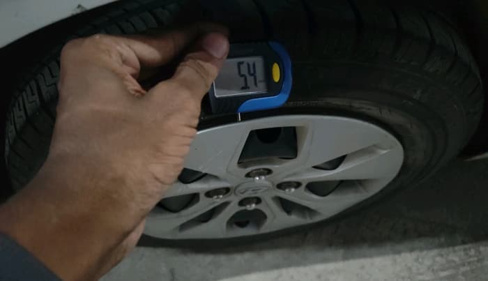 2017 Hyundai Xcent S 1.2, Petrol, Manual, 41,676 km, tyre