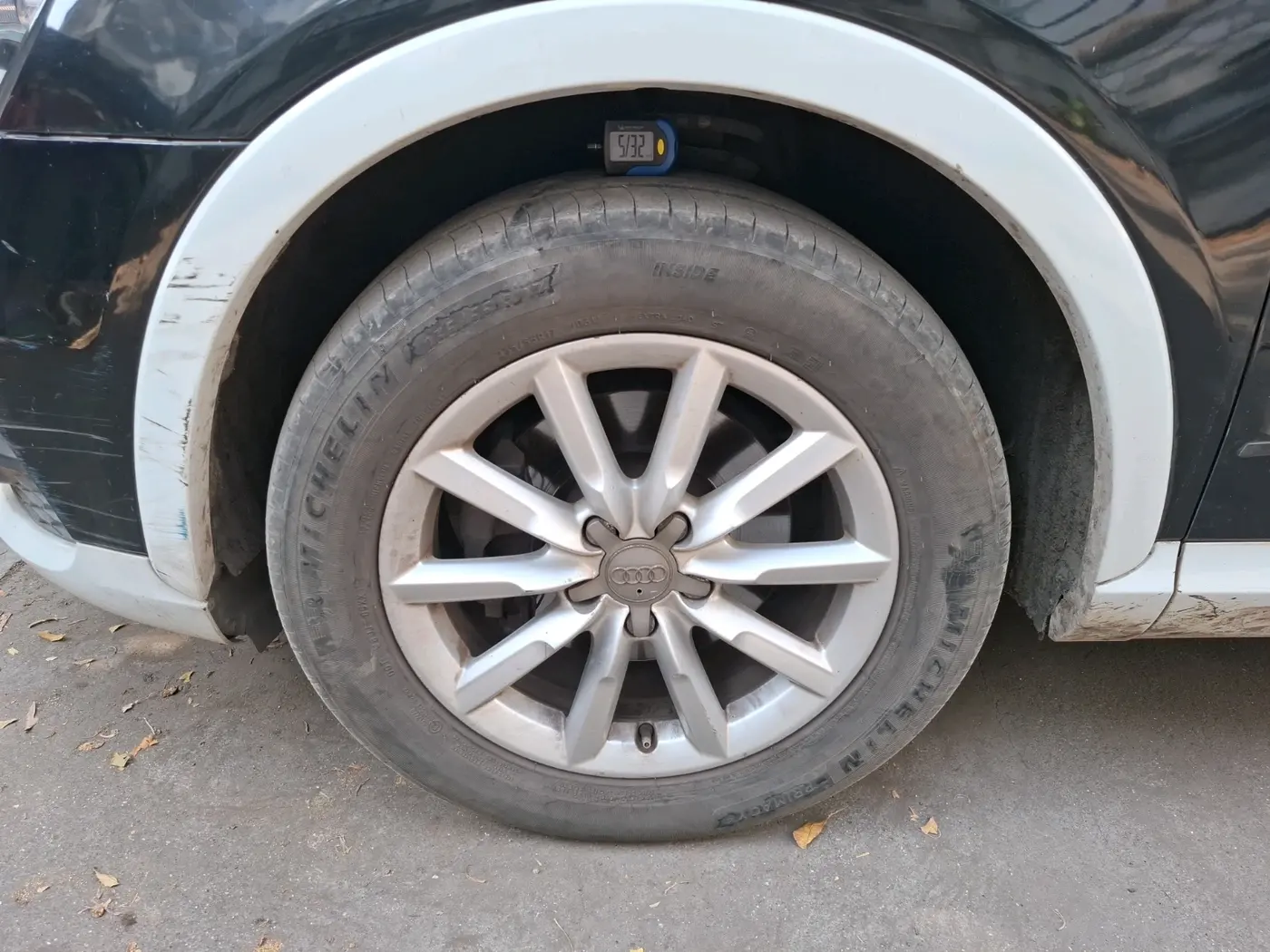 2013 Audi Q3 2.0 TDI QUATTRO, Diesel, Automatic, 1,67,000 km, tyre