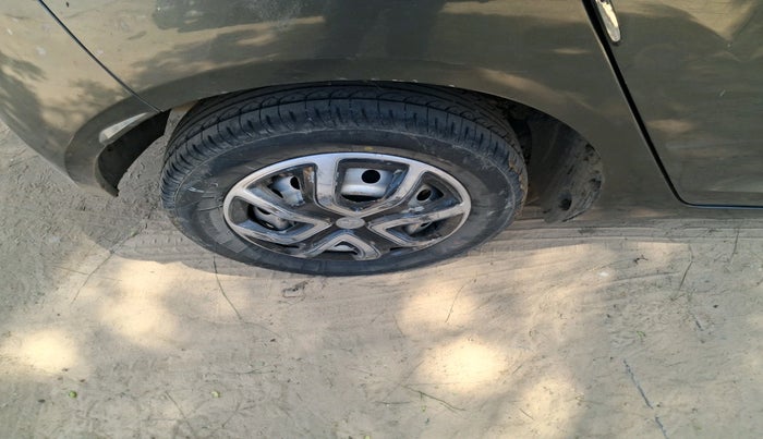 2024 Tata ALTROZ XE CNG, CNG, Manual, 63,327 km, tyre