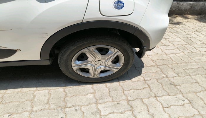 2020 Tata NEXON XM SUNROOF PETROL, Petrol, Manual, 60,951 km, tyre