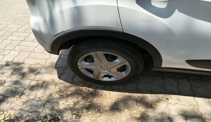 2020 Tata NEXON XM SUNROOF PETROL, Petrol, Manual, 60,951 km, tyre