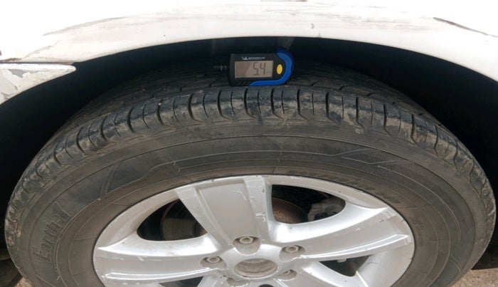 2011 Skoda Laura AMBIENTE 2.0 TDI CR AT, Diesel, Automatic, 1,09,299 km, tyre