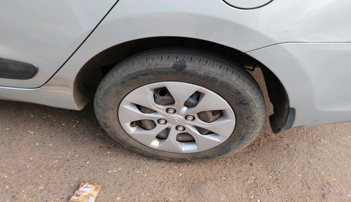 2014 Hyundai Xcent S 1.2, Petrol, Manual, 72,576 km, tyre