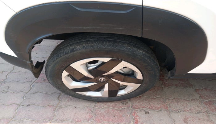 2022 Nissan MAGNITE XE, Petrol, Manual, 26,581 km, tyre