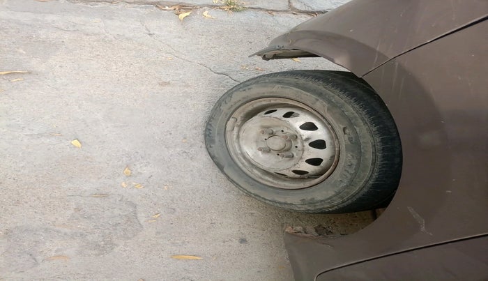 2018 Tata Tiago XM PETROL, Petrol, Manual, 76,801 km, tyre