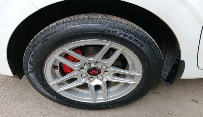 2022 Hyundai AURA S 1.2 CNG, CNG, Manual, 50,687 km, tyre