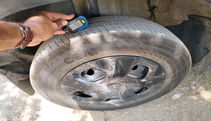 2025 Tata PUNCH Adventure Plus, Petrol, Manual, 9,387 km, tyre