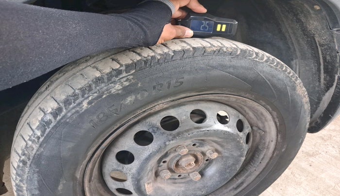 2023 Tata PUNCH ADVENTURE CAMO MT, Petrol, Manual, 84,287 km, tyre