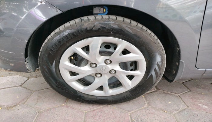 2018 Hyundai Grand i10 MAGNA 1.2 KAPPA VTVT, Petrol, Manual, 27,044 km, tyre